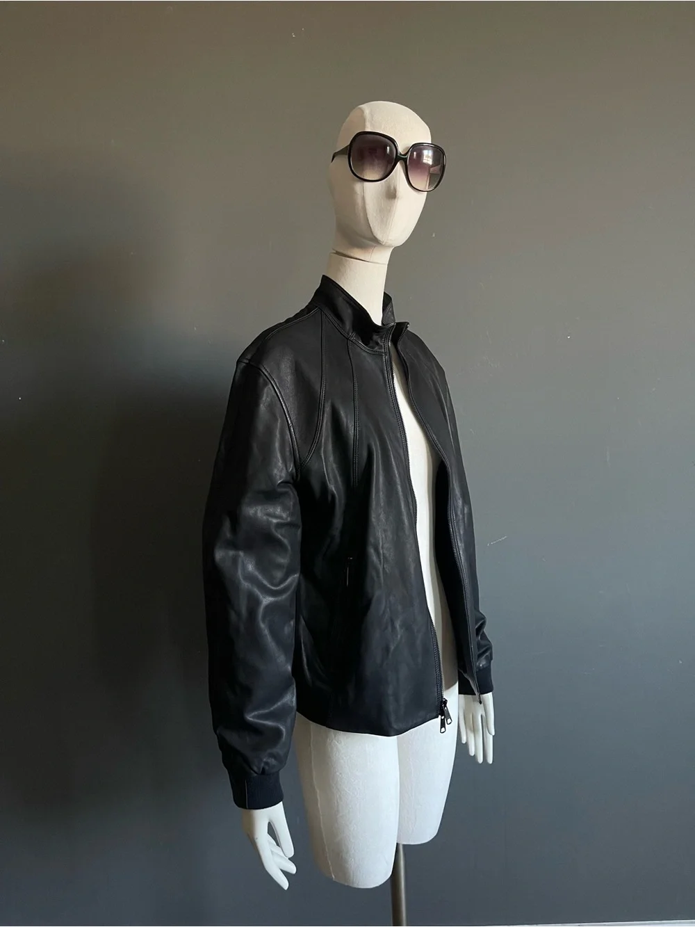 Vince Men’s M Black Lambskin Leather Racer Jacket Quiet Luxury Minimalist Unisex